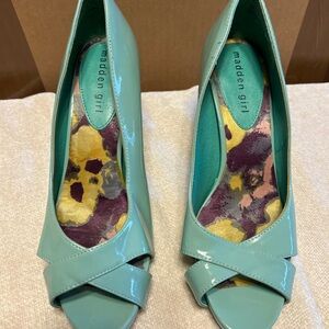 Madden Girl Open toe Heels